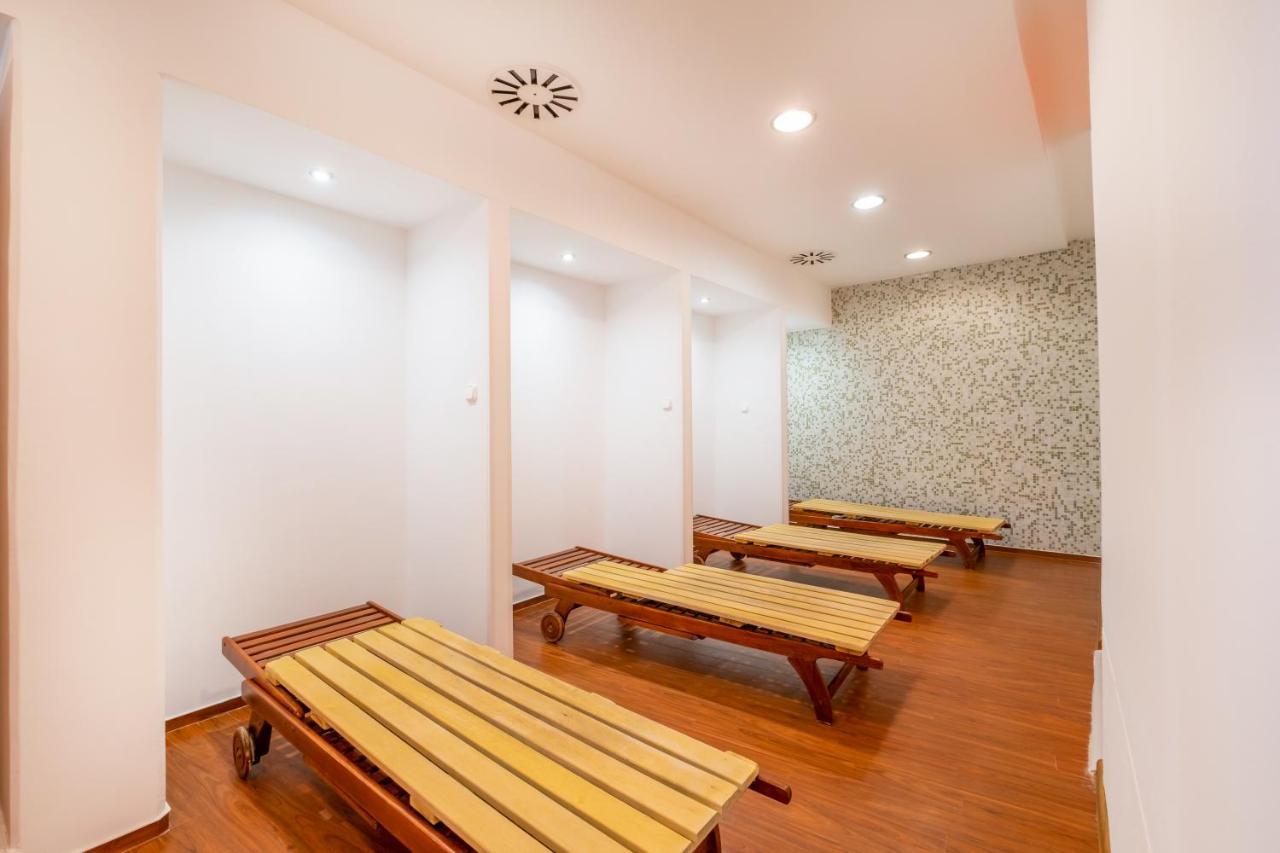 Myflat Club 218 Palazzo Wellness שיופוק