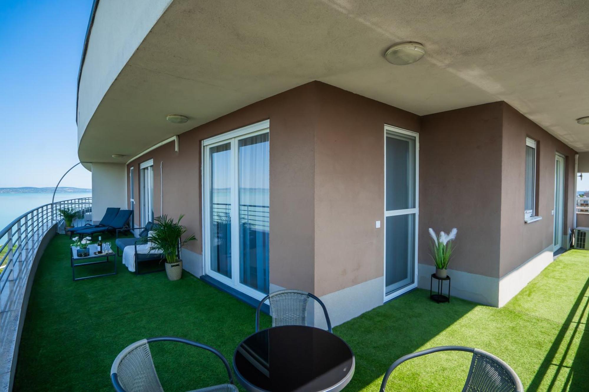 Myflat Club 218 Palazzo Wellness שיופוק